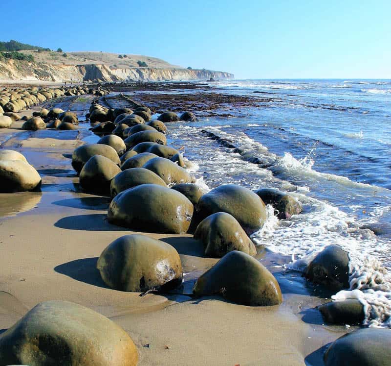 Picturesque Bowling Ball Beach in Northern California