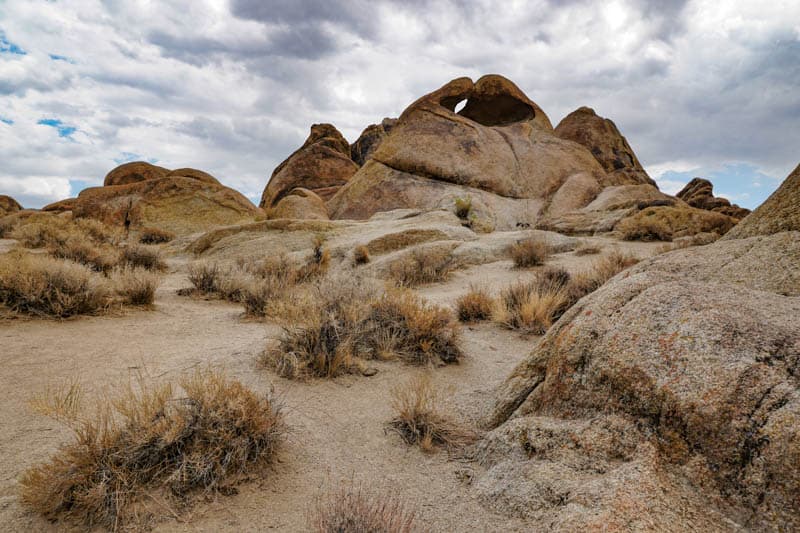 Heart Arch in the Alabama Hills of California