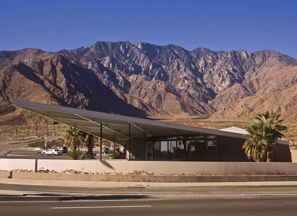 The Palm Springs Visitor Center in California is a mid-century marvel!