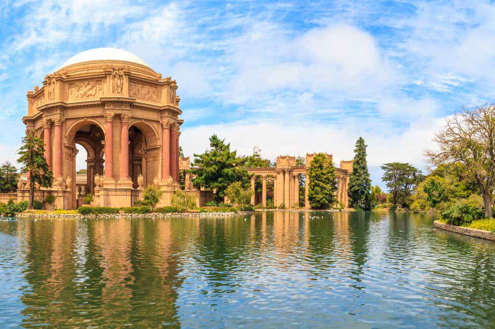 Palace of Fine Arts in san Francisco, CA